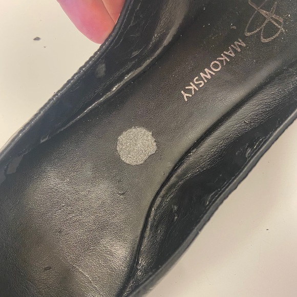 B Makowski leather flats size 8.5W Flaw - Picture 7 of 7